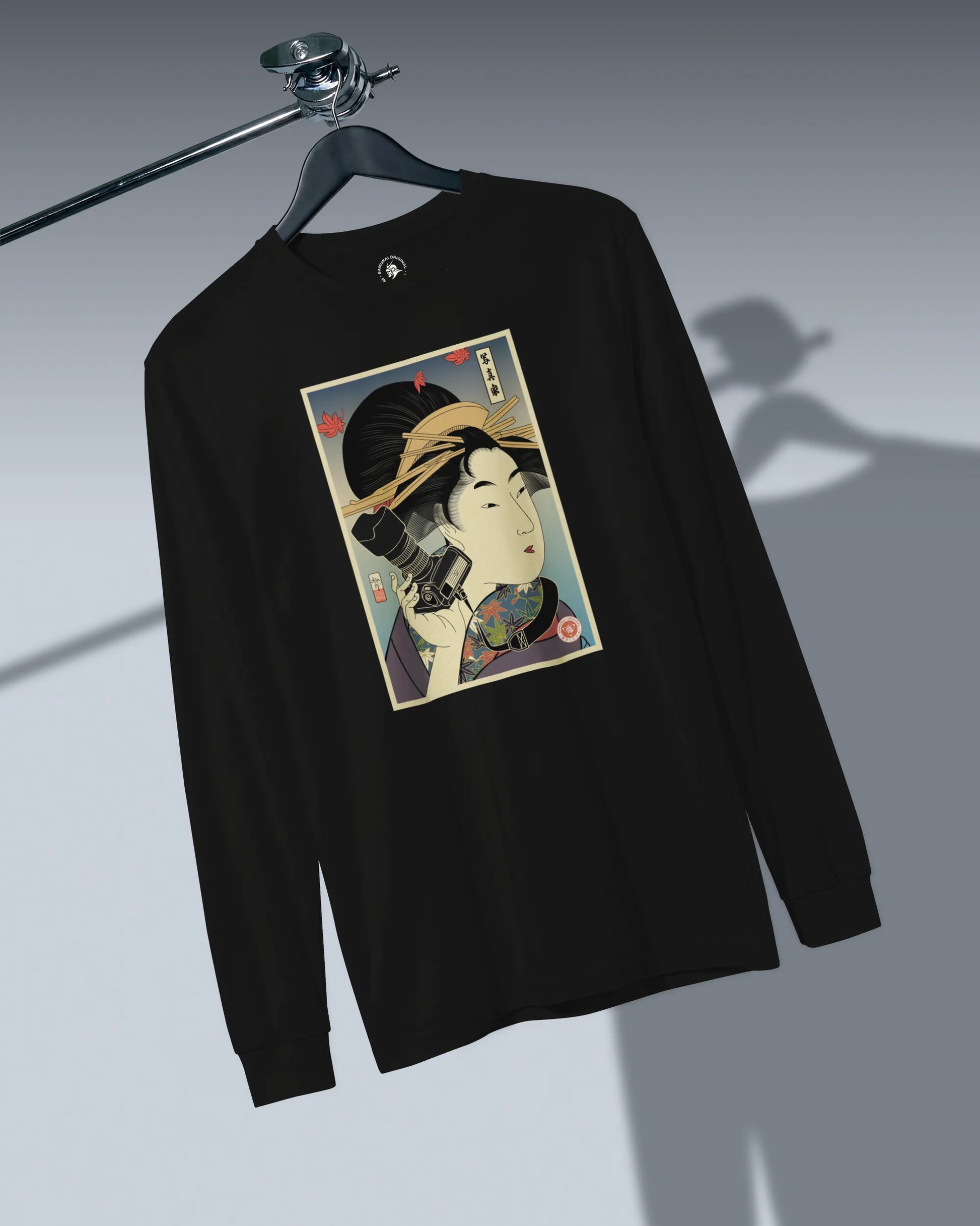 Geisha Photographer Ukiyo-e Unisex Long Sleeve Tee - Samurai Original