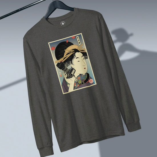 Geisha Photographer Ukiyo-e Unisex Long Sleeve Tee - Samurai Original
