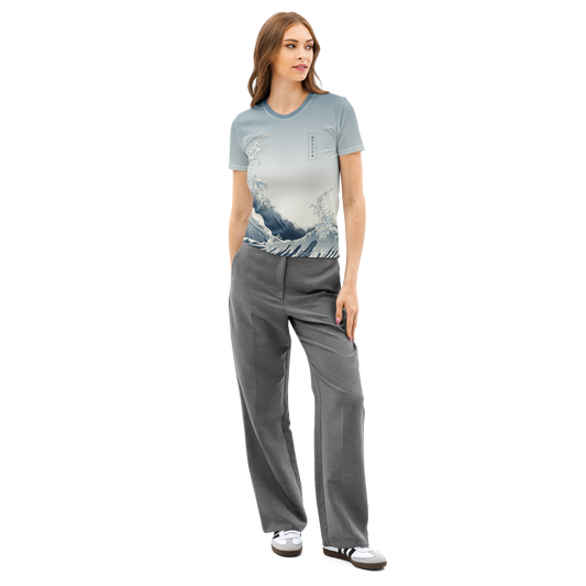 The great wave of Ukiyo-e art Women’s Cotton Crew Neck T-shirt